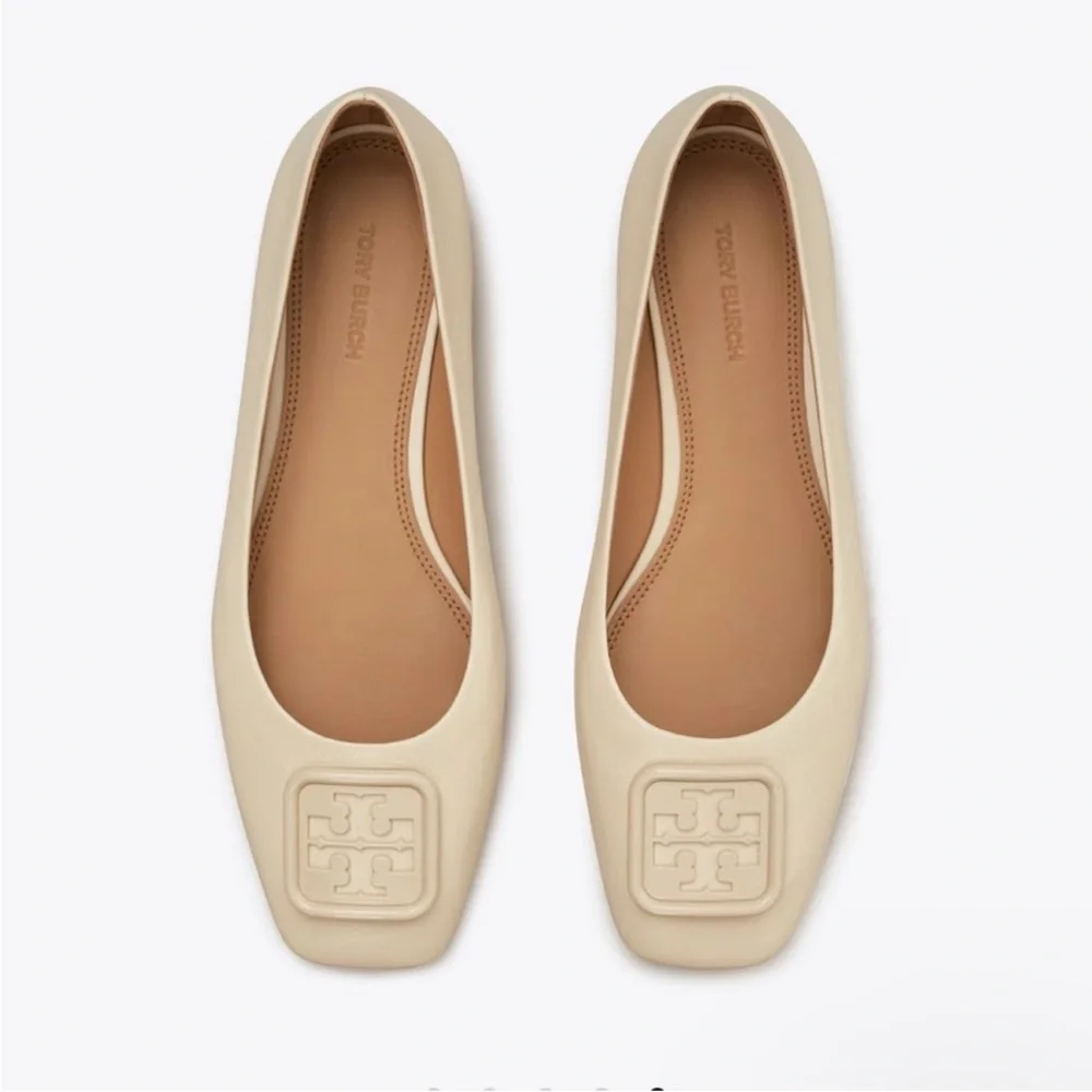 Tory BurchGeorgia Square Toe Ballet Flat in Cream Size 9C preppy logo new money